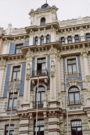 YESS - Jaunatnes Uzņēmējdarbības Vasaras skola