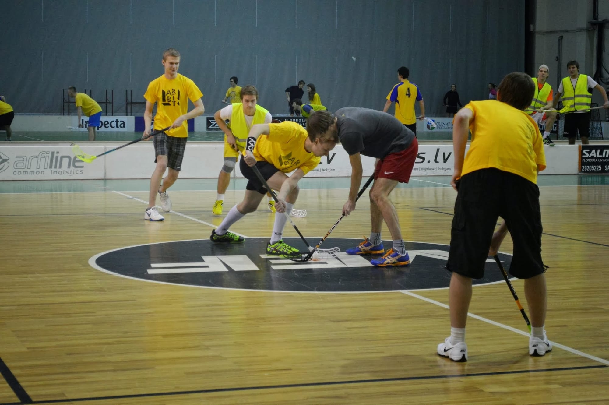 LU florbola nakts turnīrs